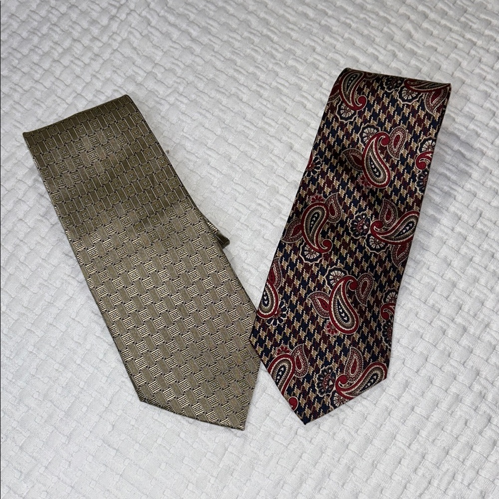 Pierre Cardin Gold and Red Paisley Tie Set